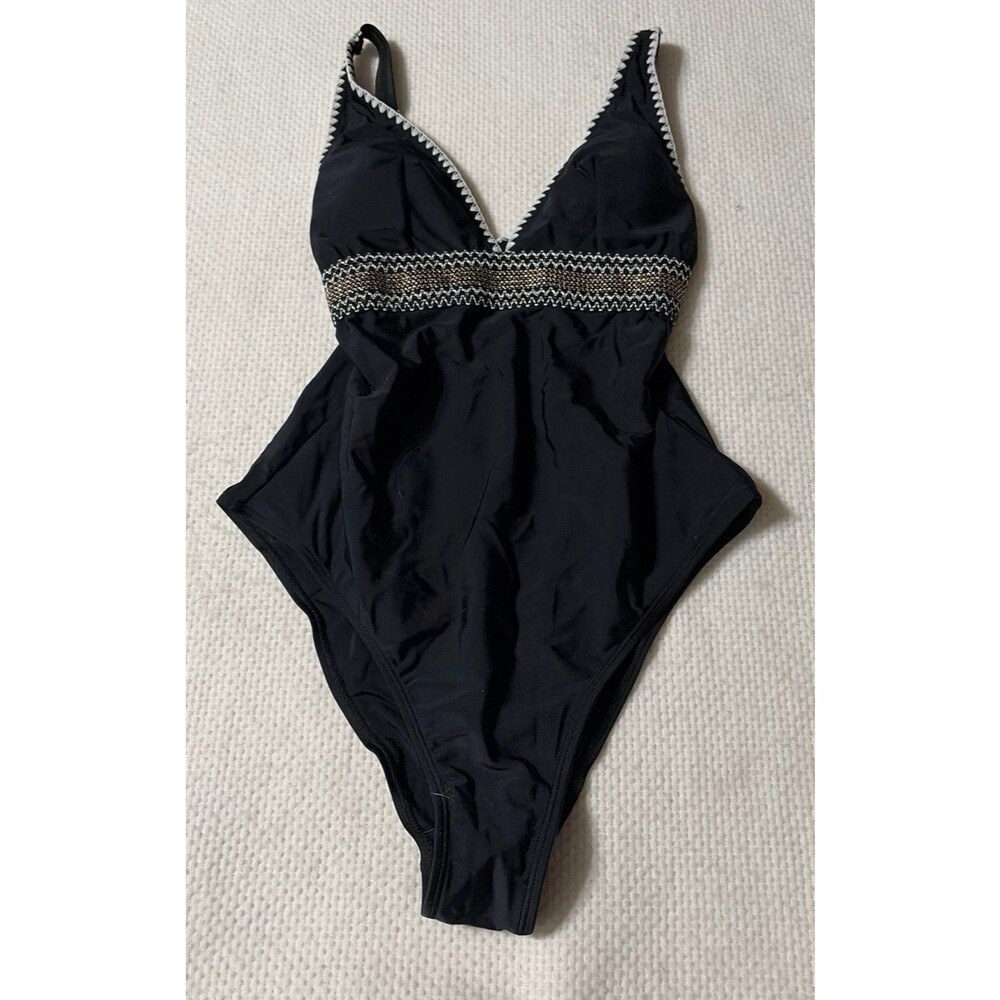 CUPSHE NWT Black One Piece Swimsuit M Scalloped Trim V Neck